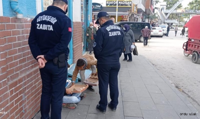 2021 yılında 247 yerli ve yabancı dilenciye müdahale edildi