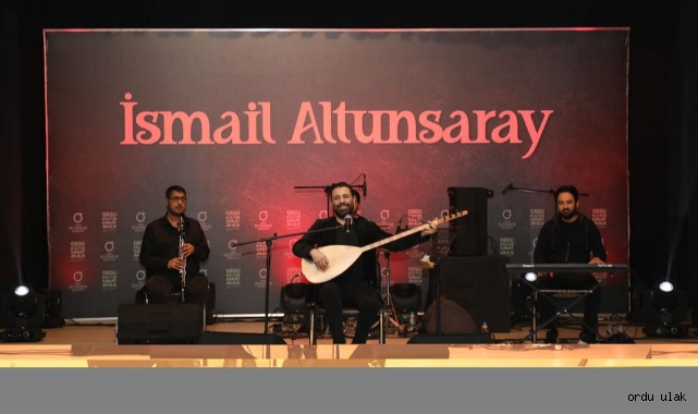 İsmail Altunsaray'dan mest eden konser