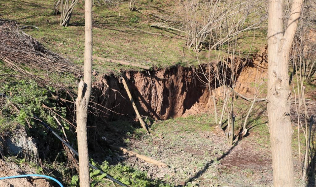 Vali Sonel, Ünye'de Afet Bölgesinde İncelemelerde Bulundu