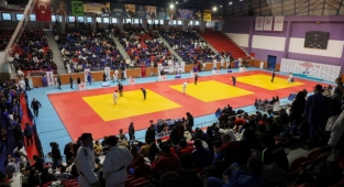 Spor Toto Gençler Türkiye Judo Şampiyonası Ordu'da başladı