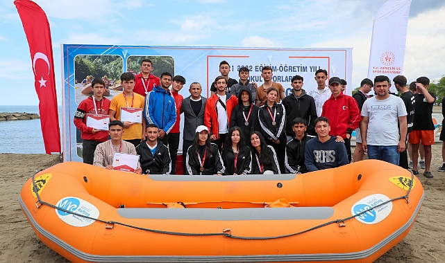 Ordu’da 2 Gün Süren Gençler Rafting Şampiyonası Sona Erdi