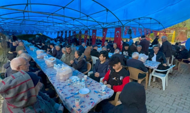 Vali Sonel, Kestane Mahallesi'nde geleneksel köy bayramlaşmasına katıldı