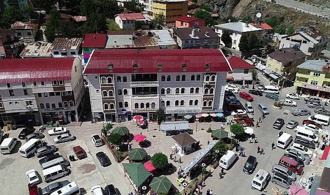 Adıgüzel Belediye Başkanı işçilere zulüm yapıyor