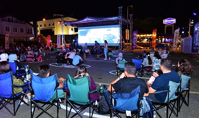 Altınordu'da Açık Hava Sinema Günleri BÖRÜ filmiyle başladı
