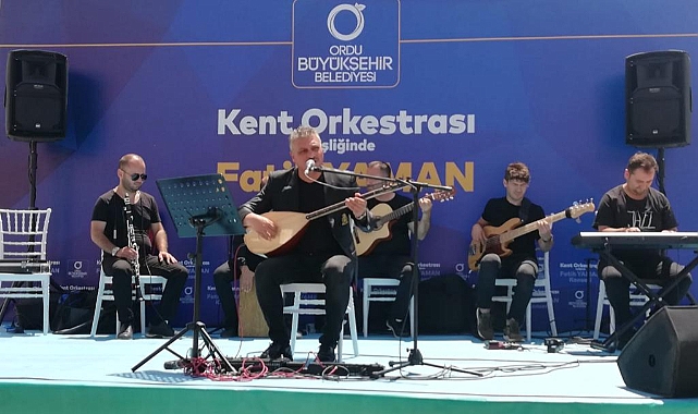 Kent Orkastrası ilçelerde konser keyfi yaşatıyor