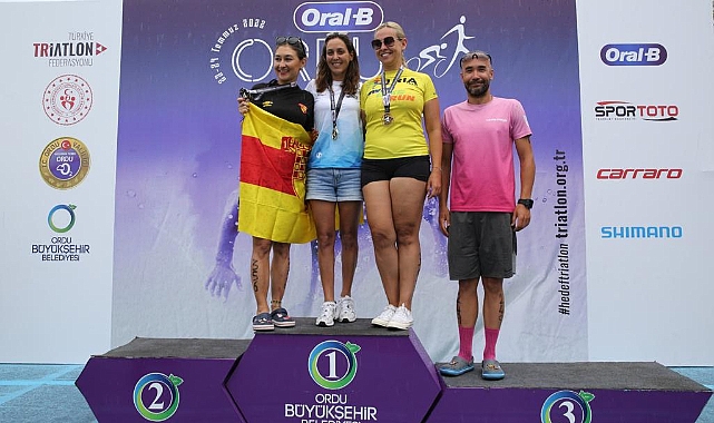 Ordu’da Triatlon rüzgârı esti