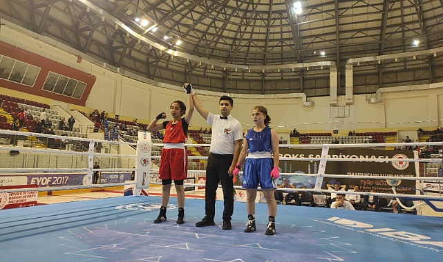 Ordulu boksör Sude Naz Dokgöz, ikinci kez Türkiye Şampiyonu oldu