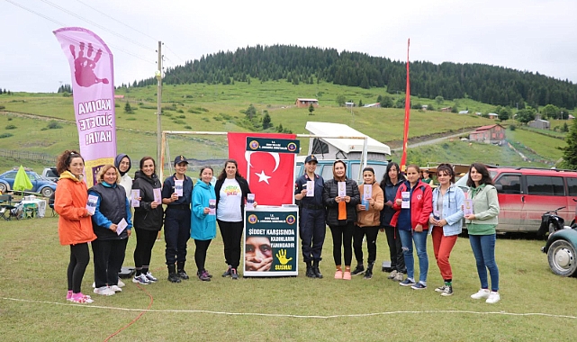 Yaylada kadınlara KADES bilgilendirmesi yapıldı