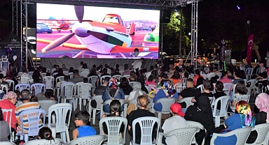 Kültür ve sanat şehri Altınordu'da "Açık Havada Sinema" günleri final yaptı