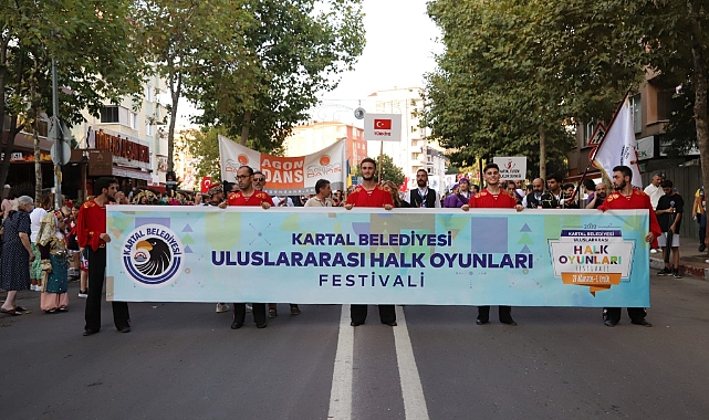 Uluslararası Halk Oyunları Festivali Başladı