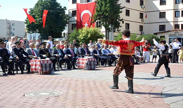 Ünye'de Zafer Bayramı kutlaması
