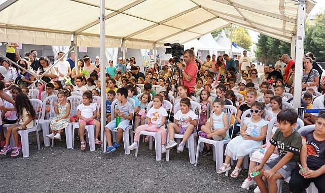 Kartallı çocuklar Edebiyatı Festivali’ni çok sevdi
