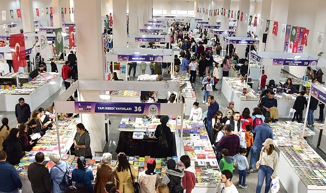 Doğu Karadeniz’in en büyük kitap fuarı ziyaretçi akınına uğruyor