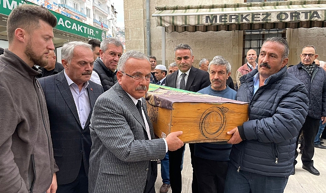Başkan'dan öğretmenine vefa