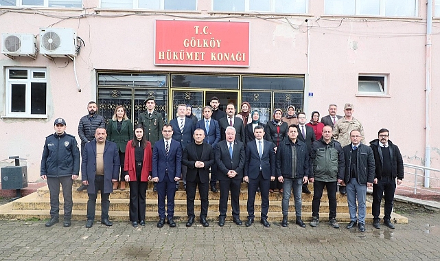 Vali Sonel, Gölköy'de öğrencilerle buluştu