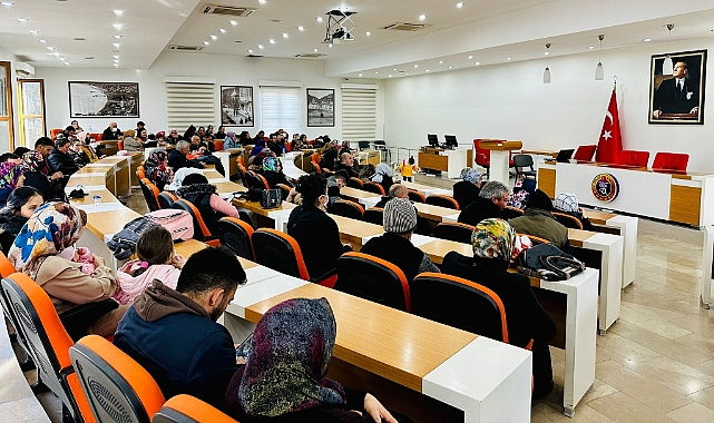 Vali Sonel, halkın şikayet ve taleplerini dinledi