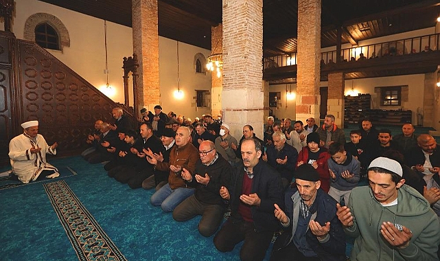 600 yıllık Tarihi Eskipazar Cami ibadete açıldı