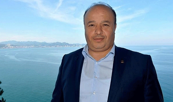 Ak Parti listesinde yer almayan Ergün Taşçı veda etti