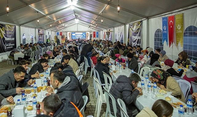 Altınordu Belediyesi Ramazanda gönülleri fethetti