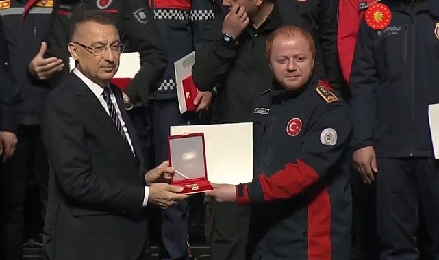 OBB arama kurtarma ekibine Devlet Üstün Fedakarlık madalyası ve Nişanı verildi