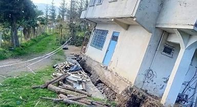 Ordu'da heyelan! iki katlı ev hasar gördü