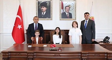 Vali Sonel'in Koltuğu Şehit çocuklarına emanet