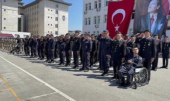 Özel askerler yemin etti