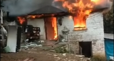 Ulubey'de korkutan yangın