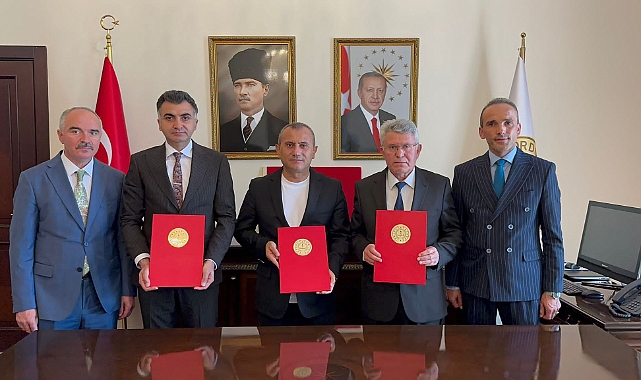 Hayırseverden Ulubey'e bilişim sınıfı