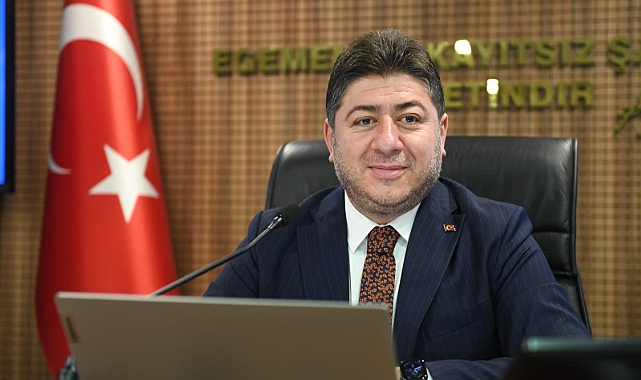 Aşkın Tören belediyecilikte fark yaratıyor