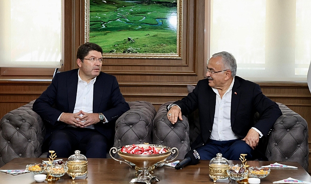 Bakan Tunç Büyükşehirde