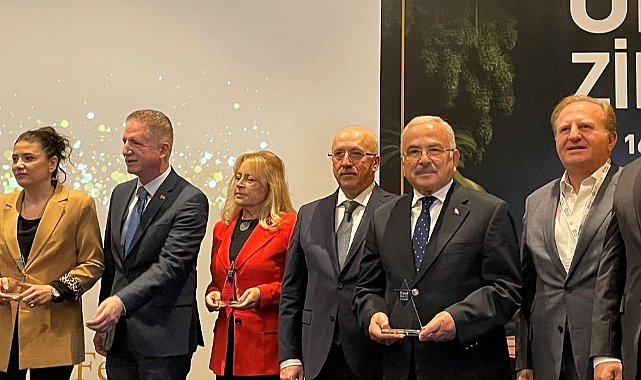 Başkan Güler’e 3 ödül birden