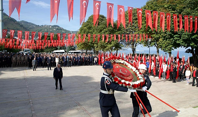 Cumhuriyet Bayramı kutlamaları başladı 