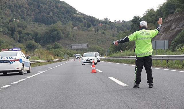 Ordu'da trafik denetimlerinde 3 bin sürücüye ceza