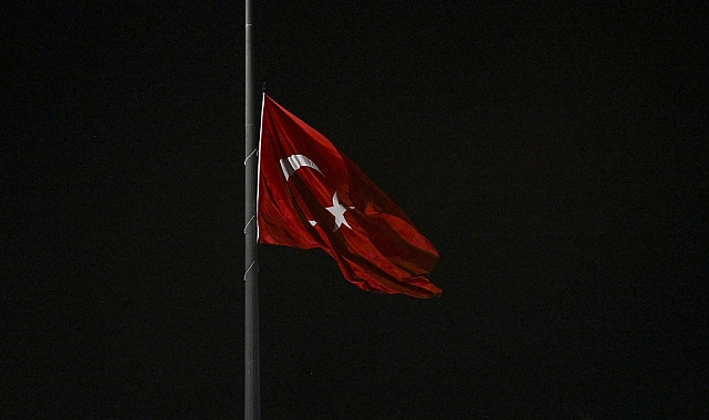 Türkiye'de 3 günlük milli yas ilan edildi