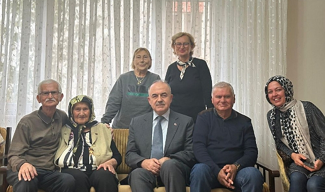 Vali Erol, Cumhuriyet Çınarlarını Ziyaret Etti