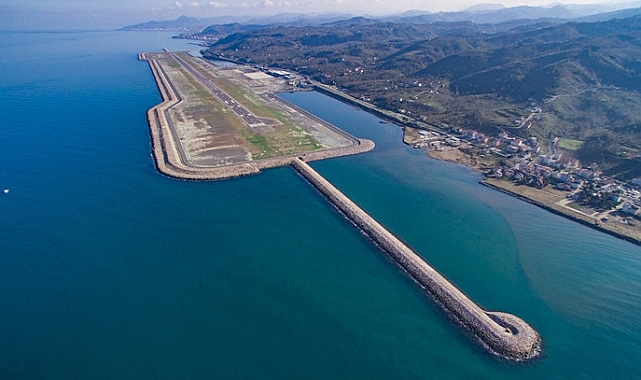Ordu-Giresun Havalimanı uçuş trafiğine açıldı