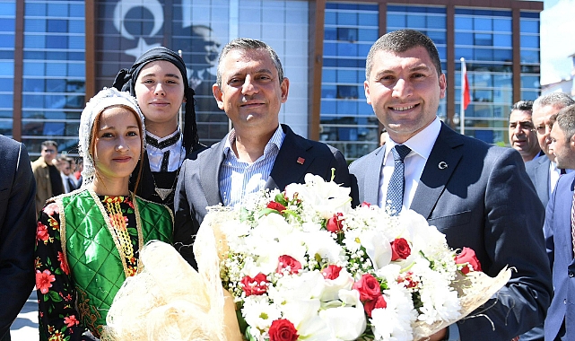 CHP lideri Özel'den Ulaş'a tam destek
