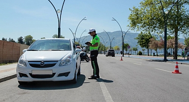 51 Araç trafikten men edildi