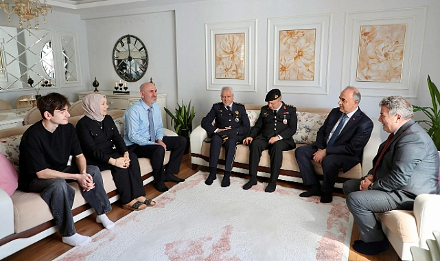 Vali Erol, bayram ziyaretlerinde bulundu