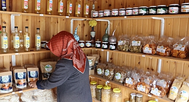 Büyükşehir ile kadınlar hem üretiyor, hem kazandırıyor