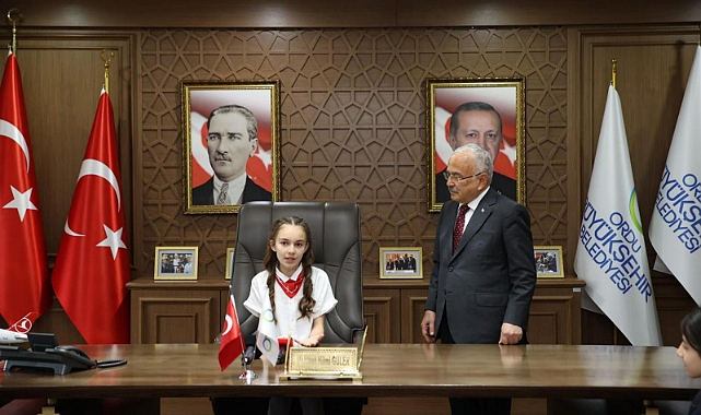OBB bugün minik başkan Cemre Su Korkmaz'a emanetti