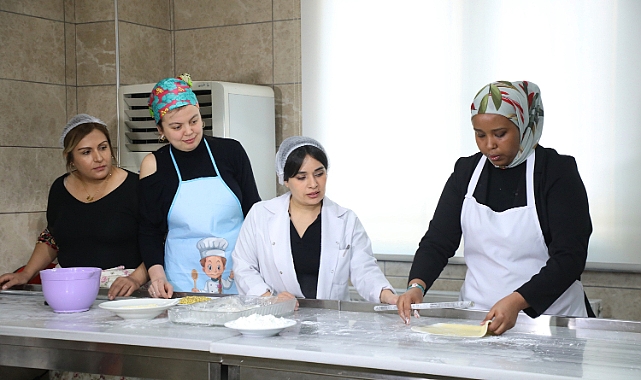Ordu Üniversitesi’nde okuyan Cibutili öğrenci Türk mutfağını öğreniyor