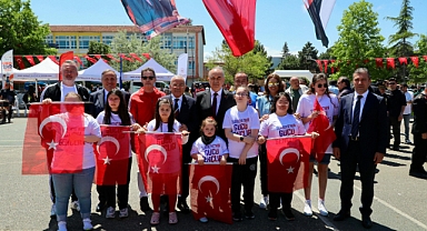 19 Mayıs Atatürk"ü Anma, Gençlik ve Spor Bayramı Coşkuyla Kutlandı