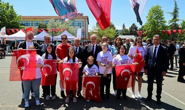 19 Mayıs Atatürk"ü Anma, Gençlik ve Spor Bayramı Coşkuyla Kutlandı