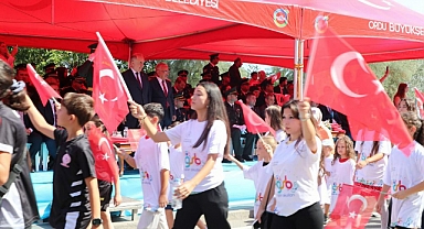 30 Ağustos Zafer Bayramı törenlerle kutlandı 