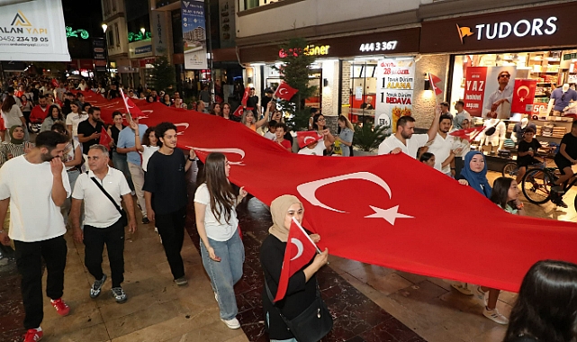 Zafer yürüyüşü ve konseri düzenlendi