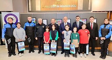 Huzurlu Şehrin Bilgili Gençleri Ödüllerine Kavuştu