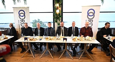 İş ve Siyaset Dünyası aynı sofrada