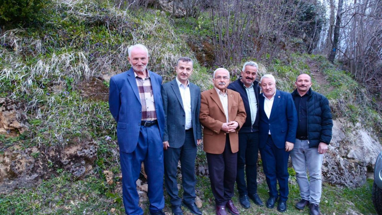 TİKENLİCE KAYA MEZARLARI İLGİ ODAĞI OLDU